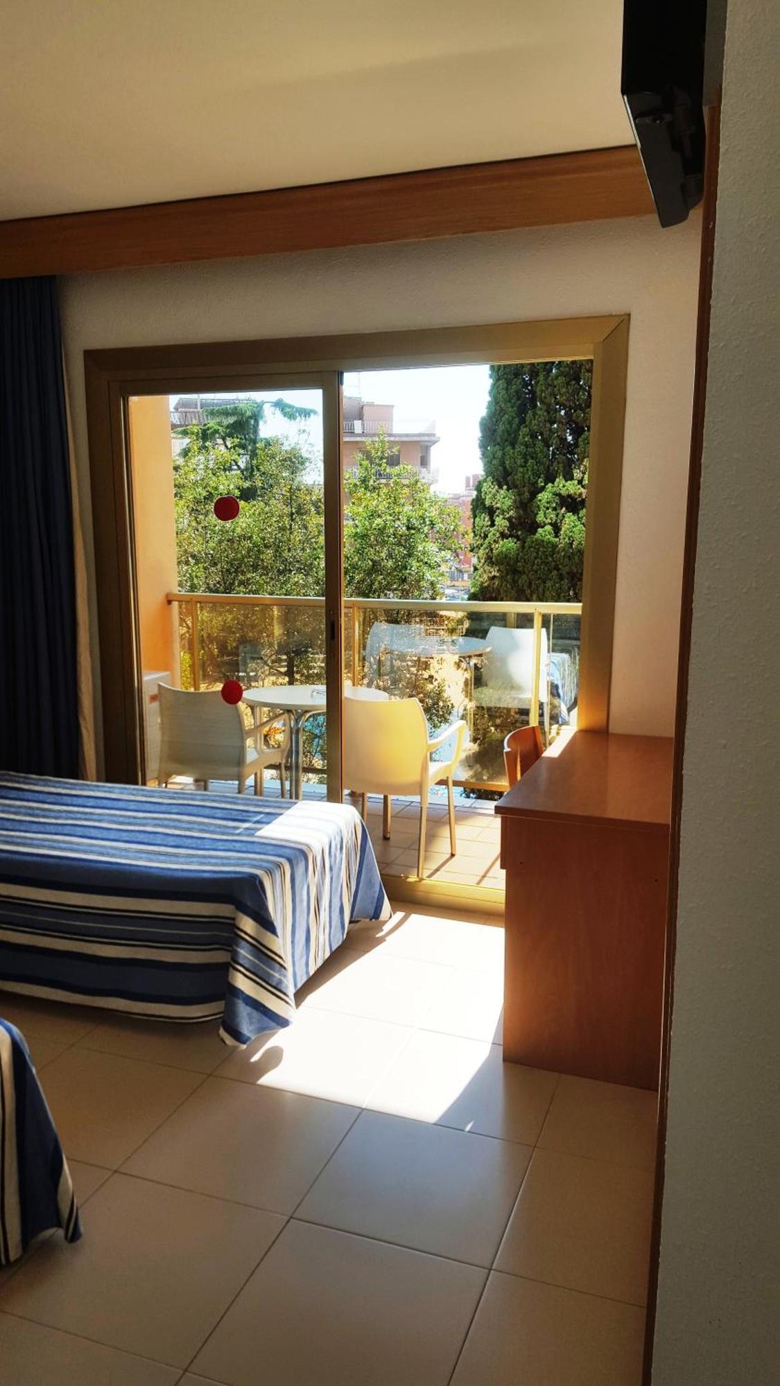 Hotel Bon Repos كاليليا الغرفة الصورة